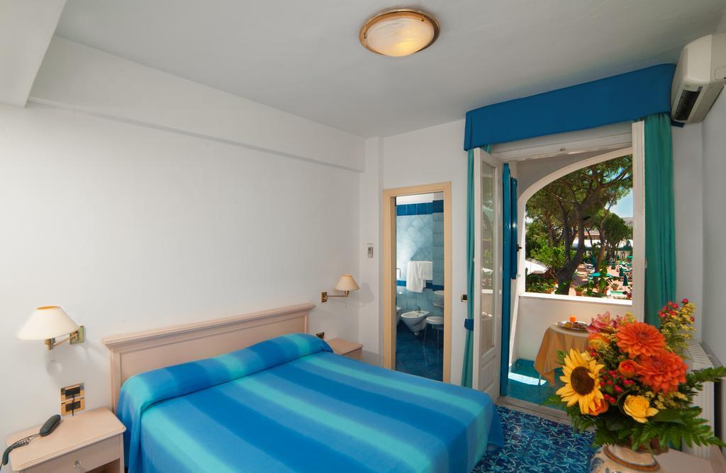 Hotel Villa Hermosa ايسكيا المظهر الخارجي الصورة
