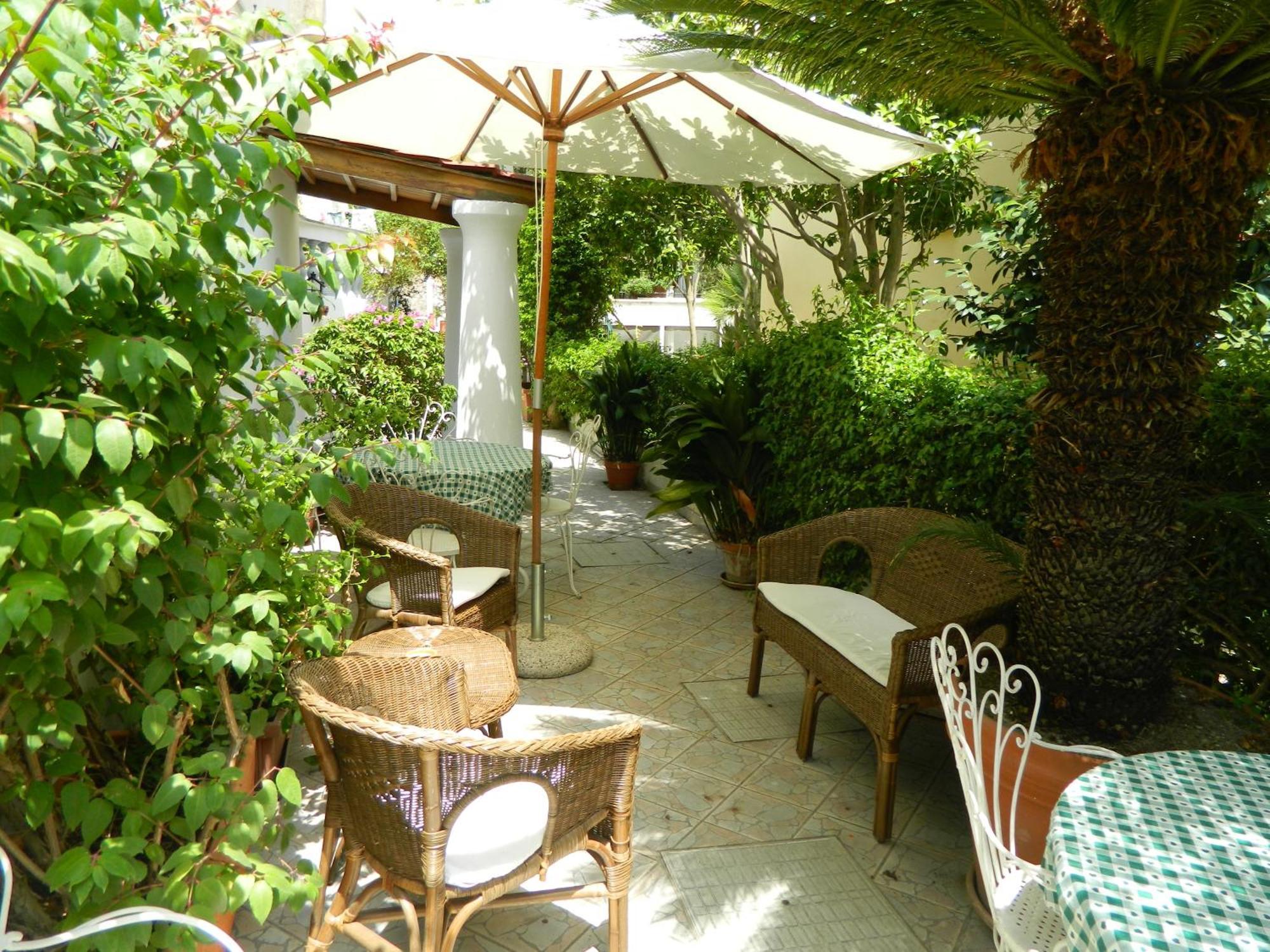 Hotel Villa Hermosa ايسكيا المظهر الخارجي الصورة