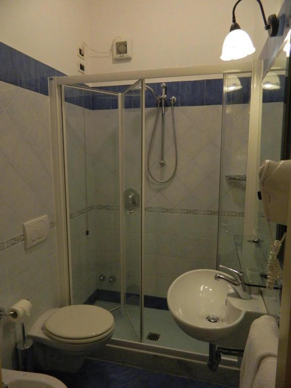 Hotel Villa Hermosa ايسكيا الغرفة الصورة